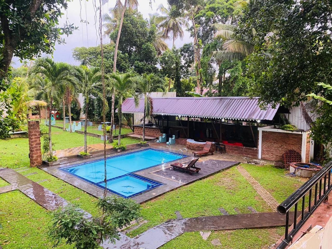 The Shade Brothers Katunayaka Exterior foto